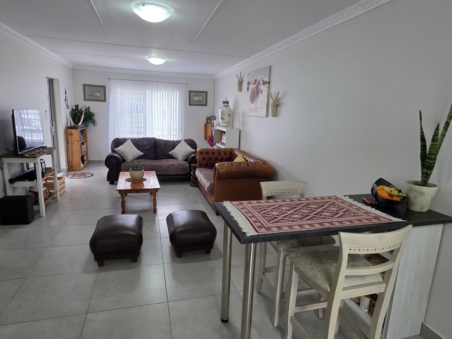 2 Bedroom Property for Sale in Kleinkrantz Western Cape